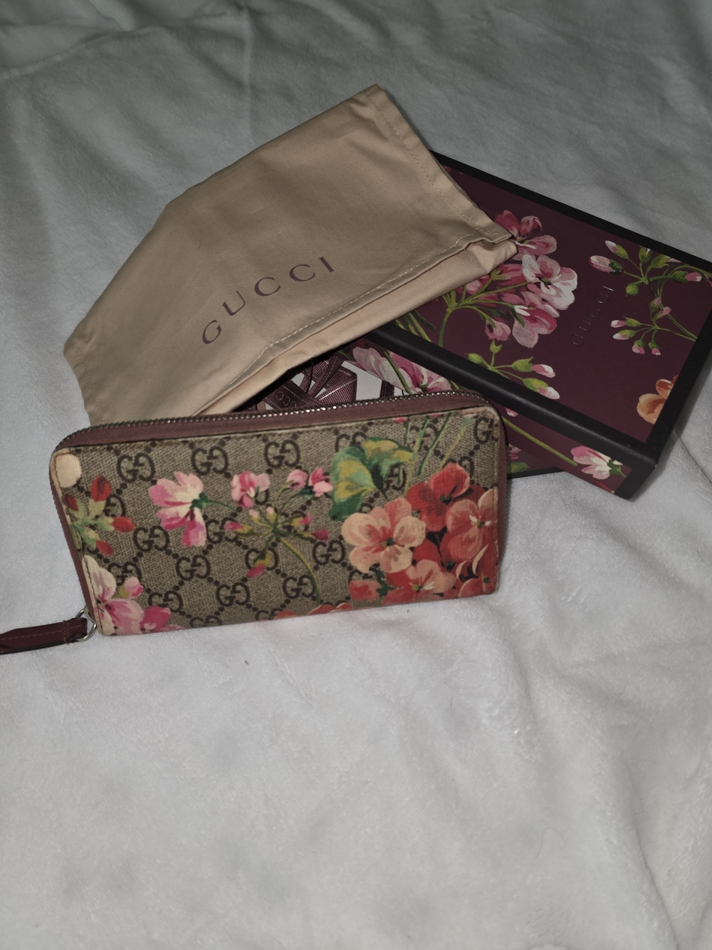 Gucci GG Blooms Zip Wallet - Pink Beige - Picture 2 of 11